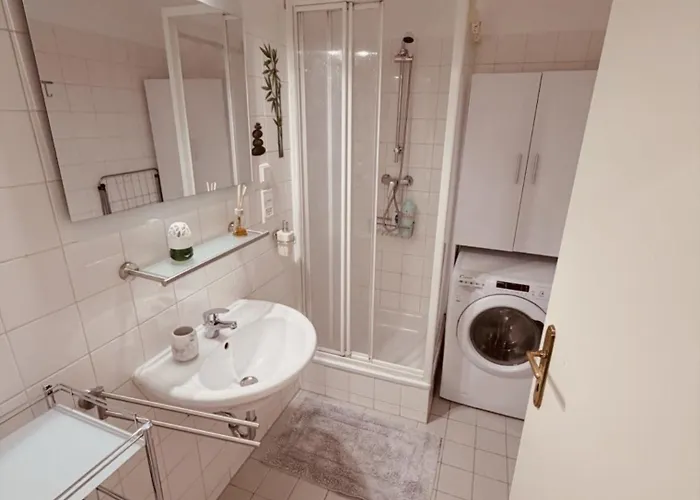 شقة Urban Nest - Fast Wi-fi - Sleeps 4 - Free Coffee&tea فيينا