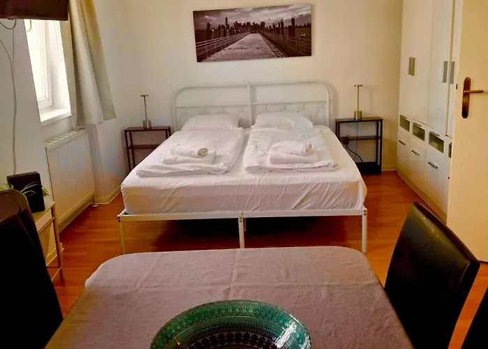 Urban Nest - Fast Wi-fi - Sleeps 4 - Free Coffee&tea Apartman *