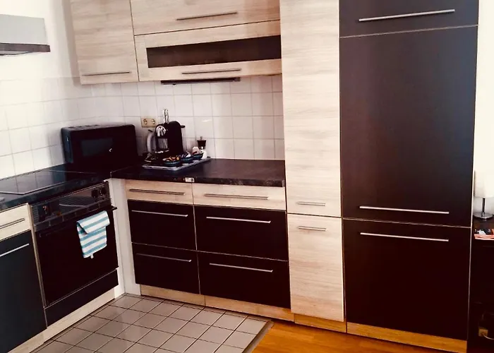 Urban Nest - Fast Wi-fi - Sleeps 4 - Free Coffee&tea Bécs